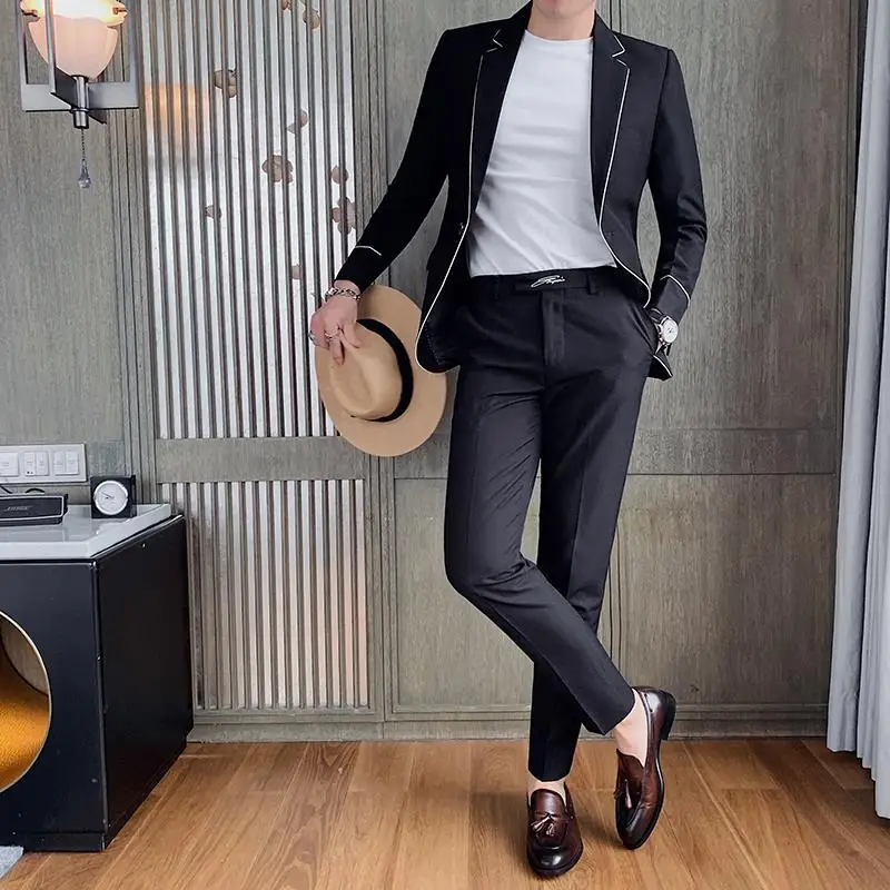 2022 Yeni Varış Bahar Erkekler İngiliz Tarzı Moda Resmi Blazer Erkek İki Adet Set Moda Slim Fit rahat elbise Takım Elbise H280