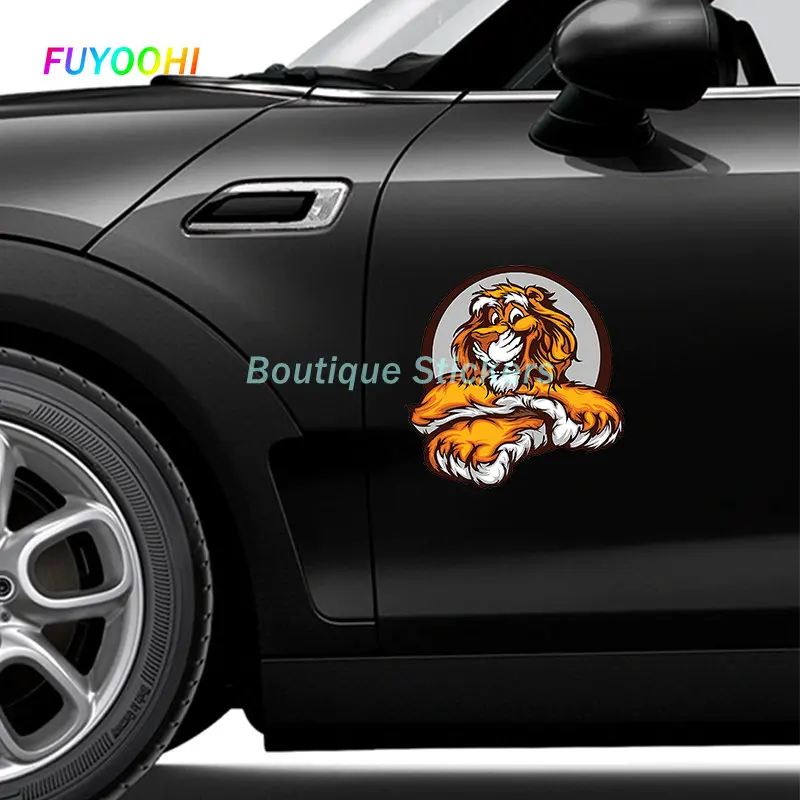 FUYOOHİ Moda Sticker Yaratıcı Maskot Aslan Modelleme Kişilik Araba Çıkartmaları PVC Otomatik Pencere Tampon Kendinden yapışkanlı Çıkartmalar