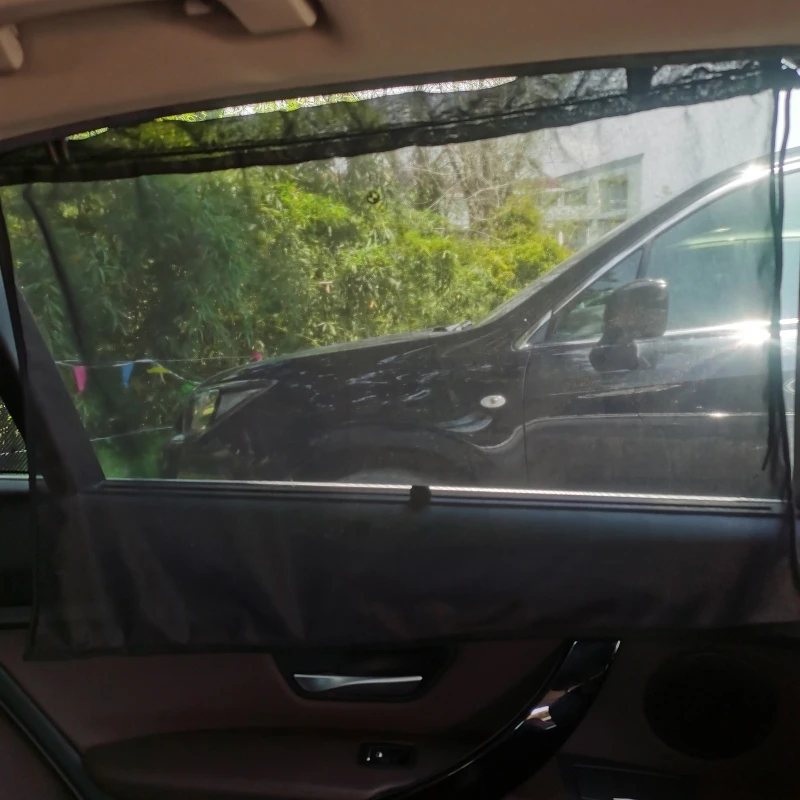 SUV Araba Güneş Karikatür Gölge Perde Vantuz Oto İç Pencere Güneşlik Koruyucu UV Koruma Geri Çekilebilir L9BC