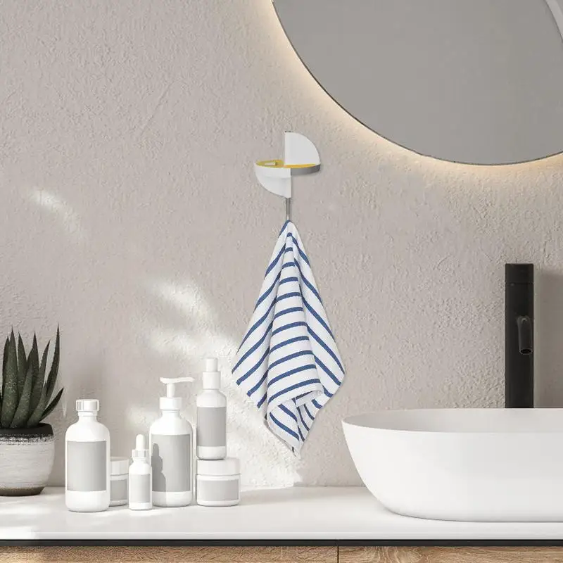 Banyo Kancaları 2-in-1 havlu kancaları Kendinden Yapışkanlı Duş 270 Kanca Ayarlanabilir Açı İçi Boş Tasarım Anahtar Sabun Havlu Şemsiye