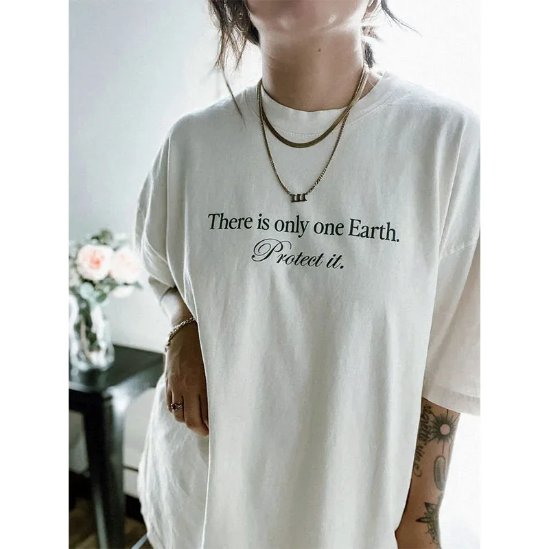 Var Sadece Bir Toprak Koruyun Sloganı Baskı Kısa Kollu T Shirt Kadın 2023 Yaz Pamuk Boy Casual Tees Tops