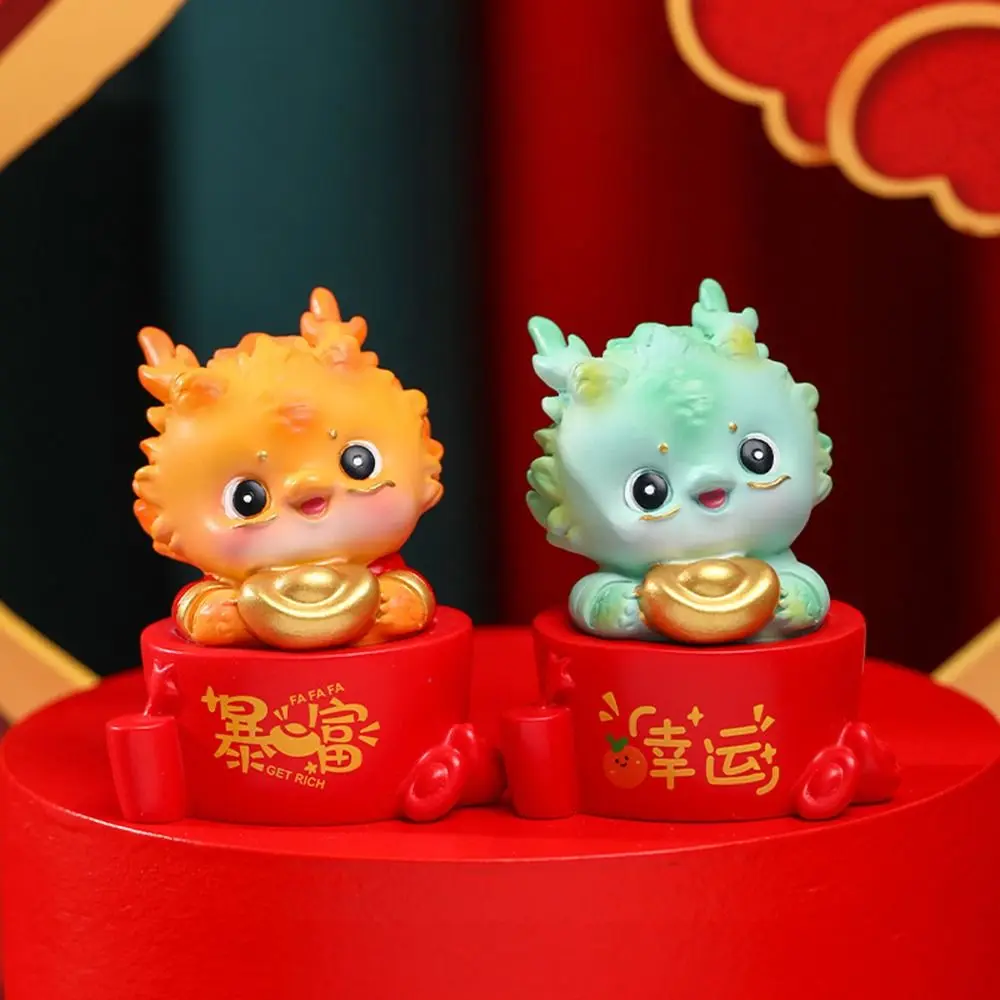 Çin Yeni Yılı Dekorasyon 2024 Ejderha Süsler Mini Masaüstü Odası Süsleme Zodyak Heykeller Bahar Festivali dekorasyon