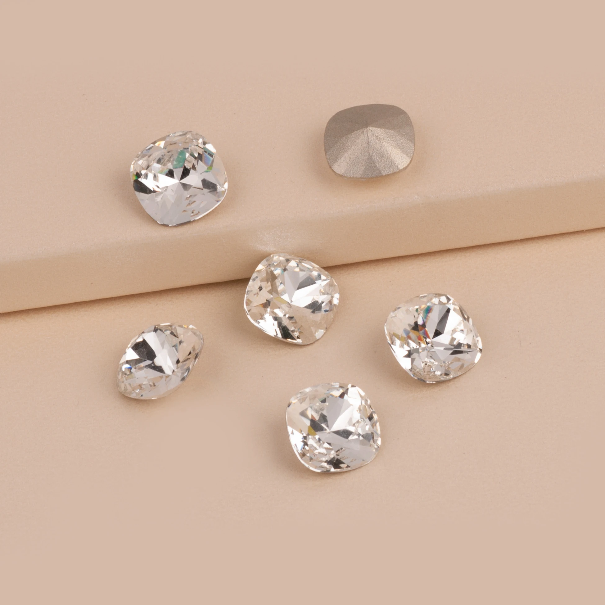 5/10 adet Temizle Farklı Şekiller Çivi Kristal Glitter Cam Rhinestones Tırnak Takılar Taşlar 3D DIY Aksesuarları