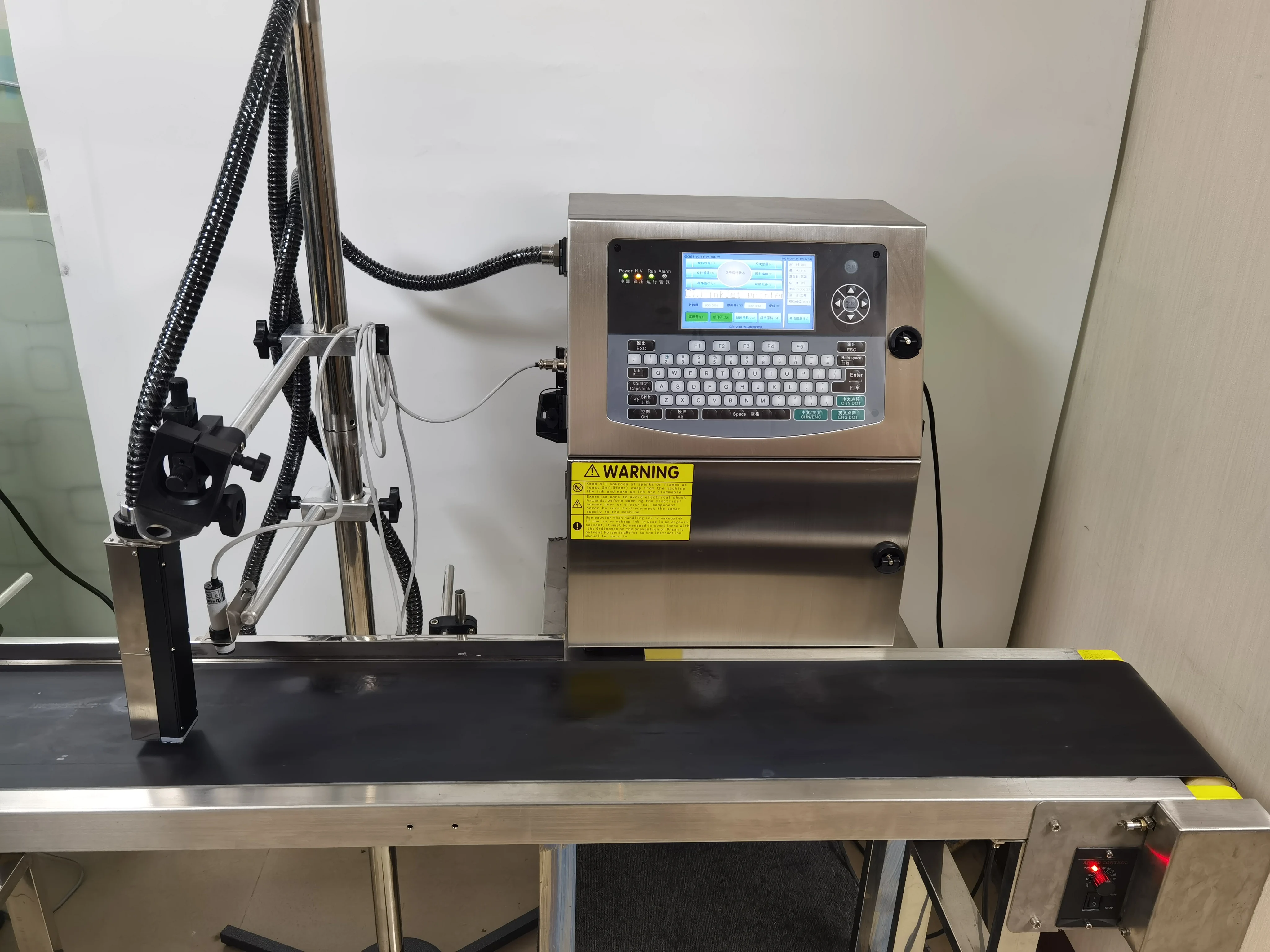 Cam Mürekkep Püskürtmeli Kodlayıcı Pet Kavanoz CIJ Endüstriyel Mürekkep Püskürtmeli Baskı Makinesi Yazıcı