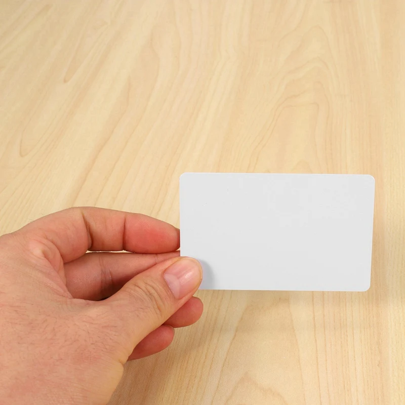 200 Adet NFC Kartları İçin Beyaz Boş NTAG215 PVC Etiketleri Su Geçirmez 504 Bayt Çip Etiket