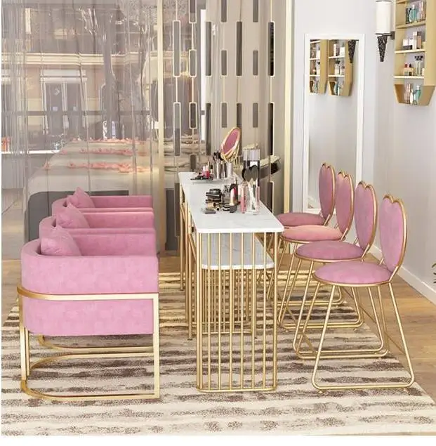 Fantezi beyaz masa ekipmanları yüksek salon mobilyaları manikür tabure toz toplayıcı bar led ışığı ve sandalye seti üçlü tırnak masası