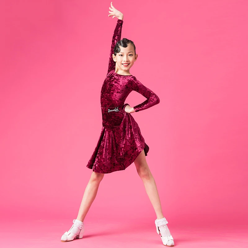 Yeni Kız Latin Dans Yarışması Elbise Profesyonel Uzun Kollu Kadife Uygulama Giyim Çocuklar Rumba Salsa dans kostümü DWY5238