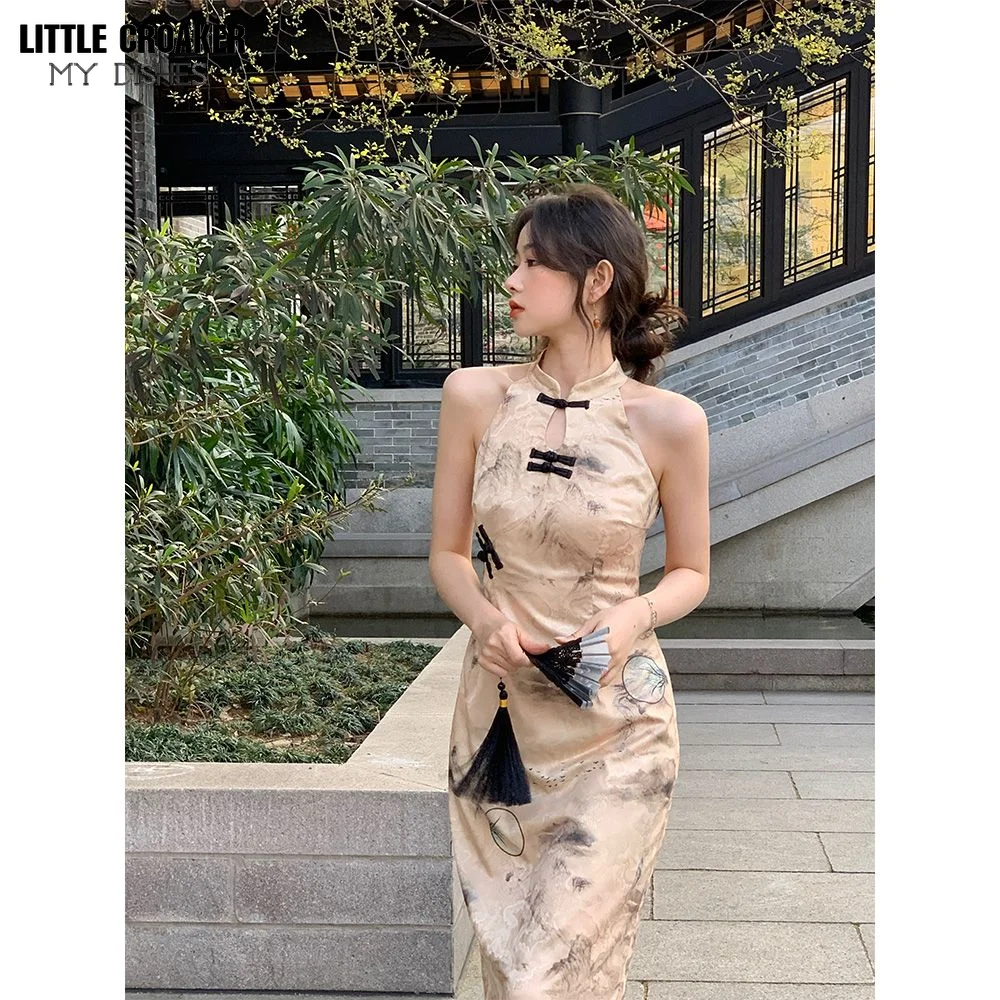 Qipao Yeni Çin Tarzı Retro Çin Cheongsam kadın Yaz Qipao Uzun Baskılı Asılı Boyun Elbise İki parçalı Set