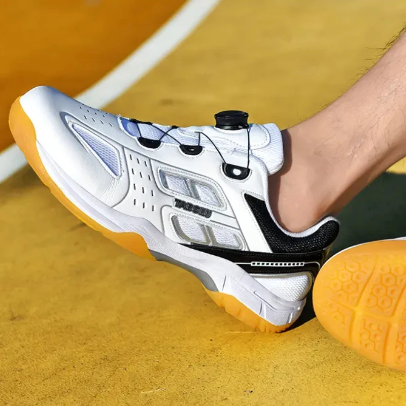 Yaz Erkekler Nefes Badminton Profesyonel Sneakers Lüks Tenis Ayakkabıları Hafif Voleybol Sneakers Erkek