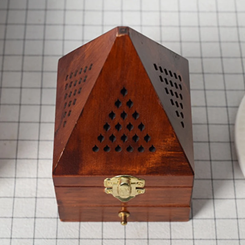 Ahşap Agarwood Sandal Ağacı Kutusu Tütsü Brülör Brülör Antika Aromaterapi Brülör Yaratıcı Piramit İçi Boş Tütsü Kutusu