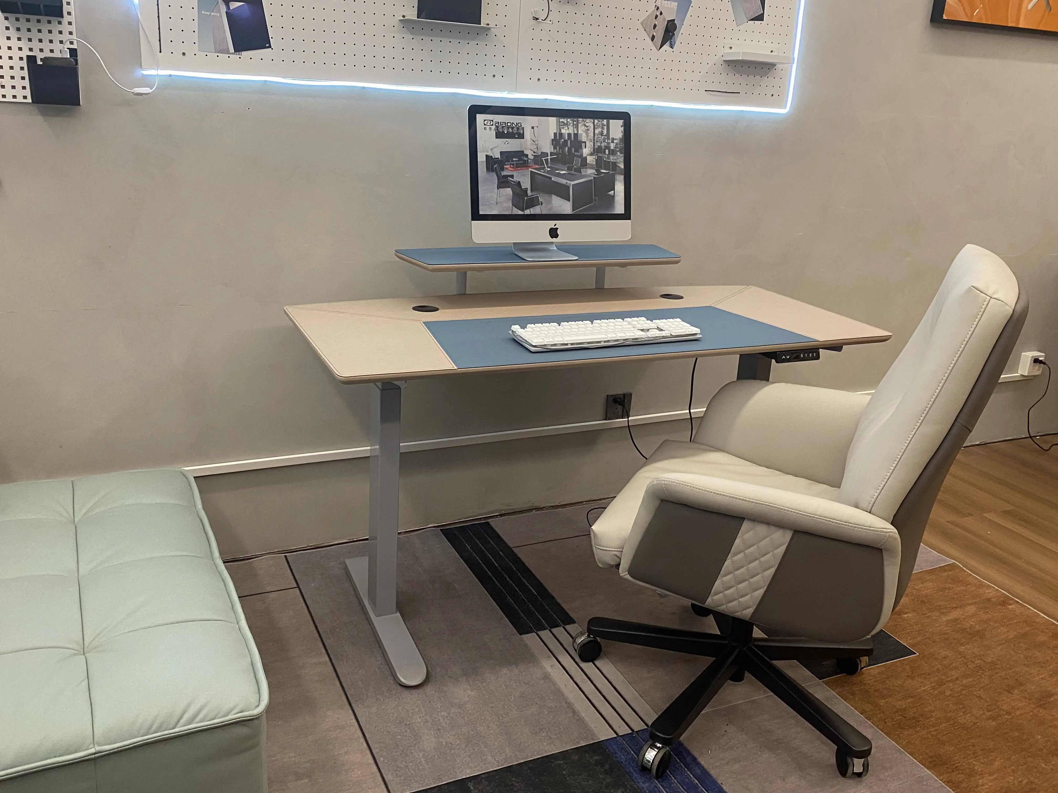 Elektrikli ayaklı masa Yüksekliği Ayarlanabilir Modern Ergonomik tezgah tipi masa Oturmak Standı Ev Ofis Bilgisayar Masası Masa
