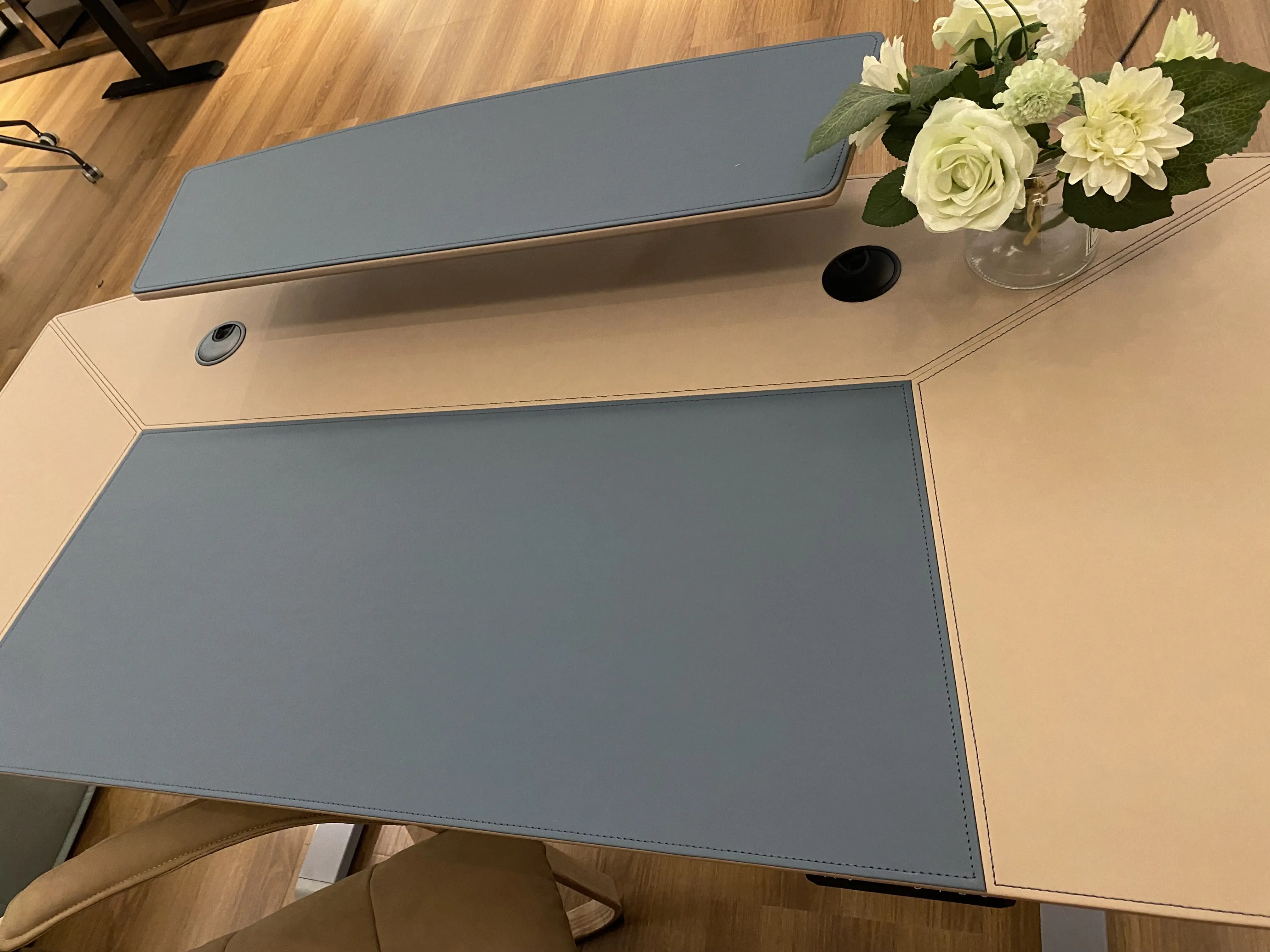 Elektrikli ayaklı masa Yüksekliği Ayarlanabilir Modern Ergonomik tezgah tipi masa Oturmak Standı Ev Ofis Bilgisayar Masası Masa