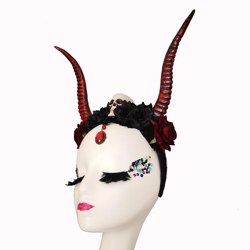 El yapımı Kırmızı Antilop Boynuz Headdress Cosplay Gotik İskelet Kafatası Çiçekler Kafa Bandı Sahne Steampunk Parti Festivali Cadılar Bayramı