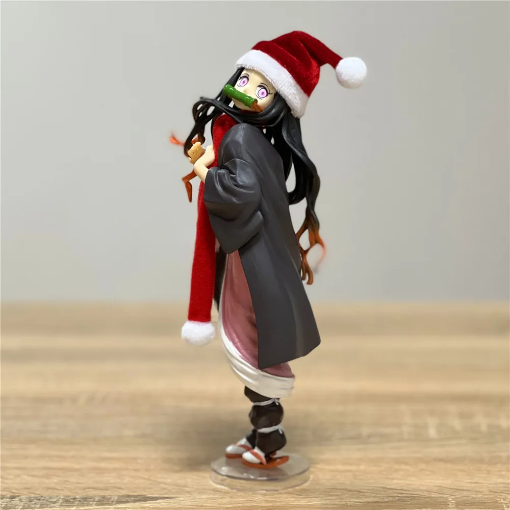 İblis avcısı Kimetsu Hiçbir Yaiba Şekil Noel Ver. Kamado Nezuko PVC Model Noel Hediyesi